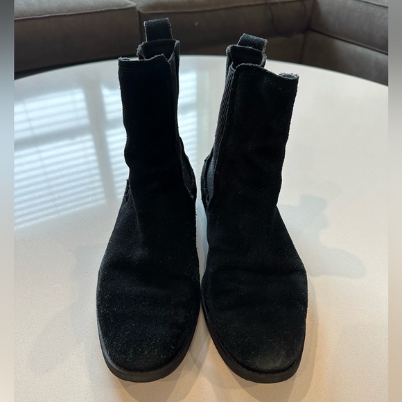 Ugg Black Hillhurst II Suede Ankle Boots - Picture 2 of 4